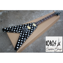 Custom Shop Rhoads V